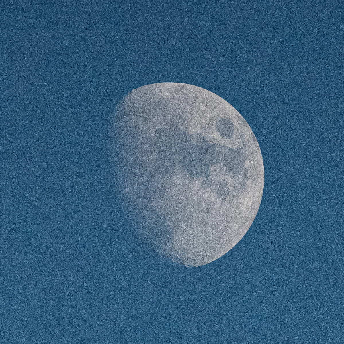 LOOK AT THE MOON