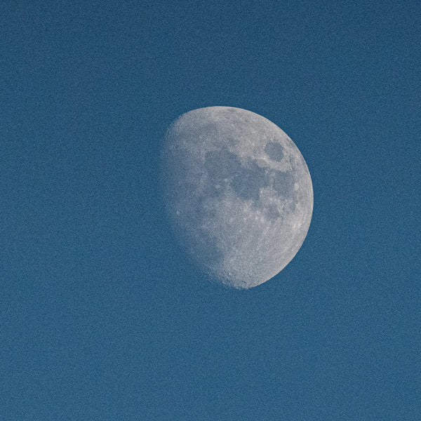LOOK AT THE MOON